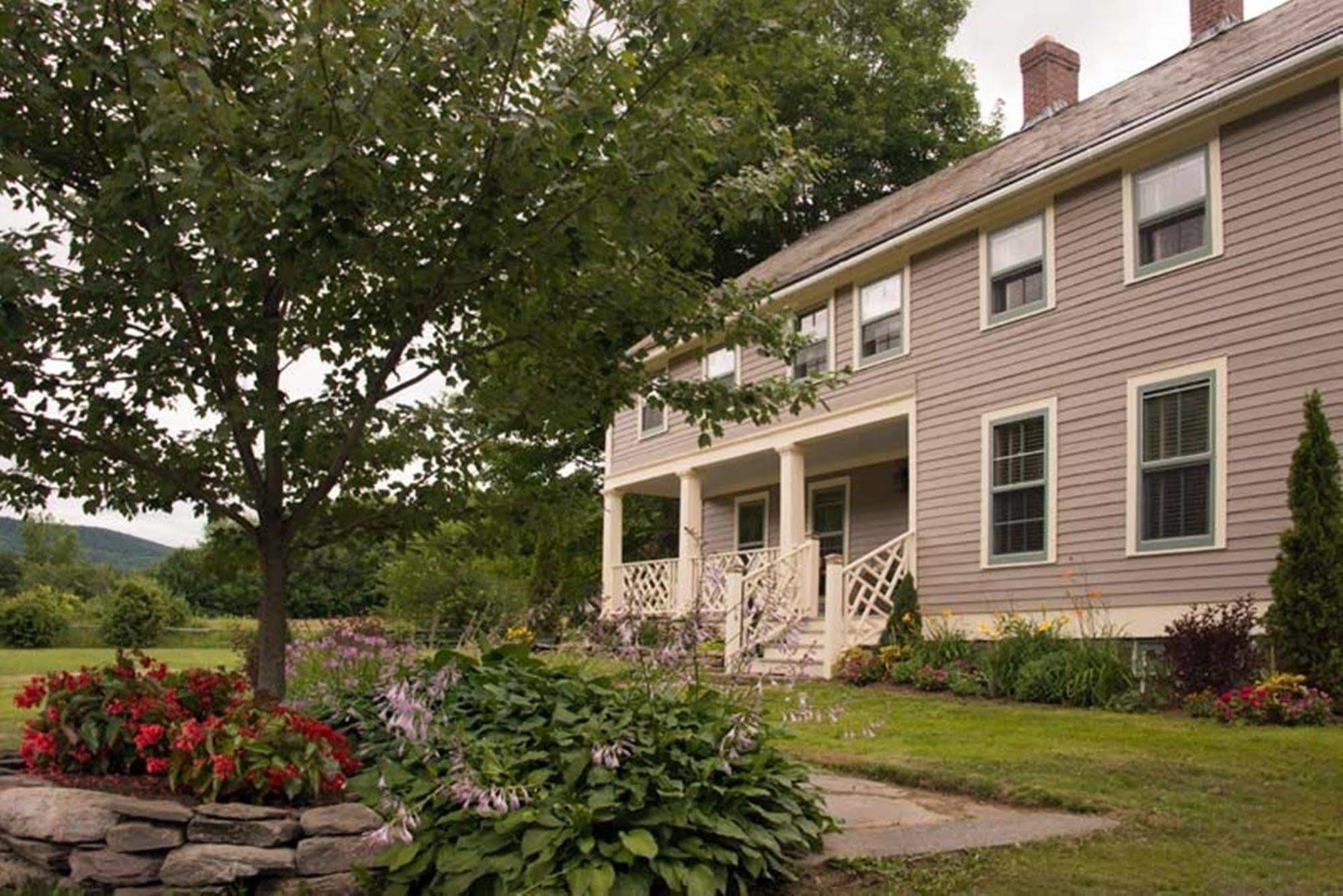 وودستوك Deer Brook Inn المظهر الخارجي الصورة