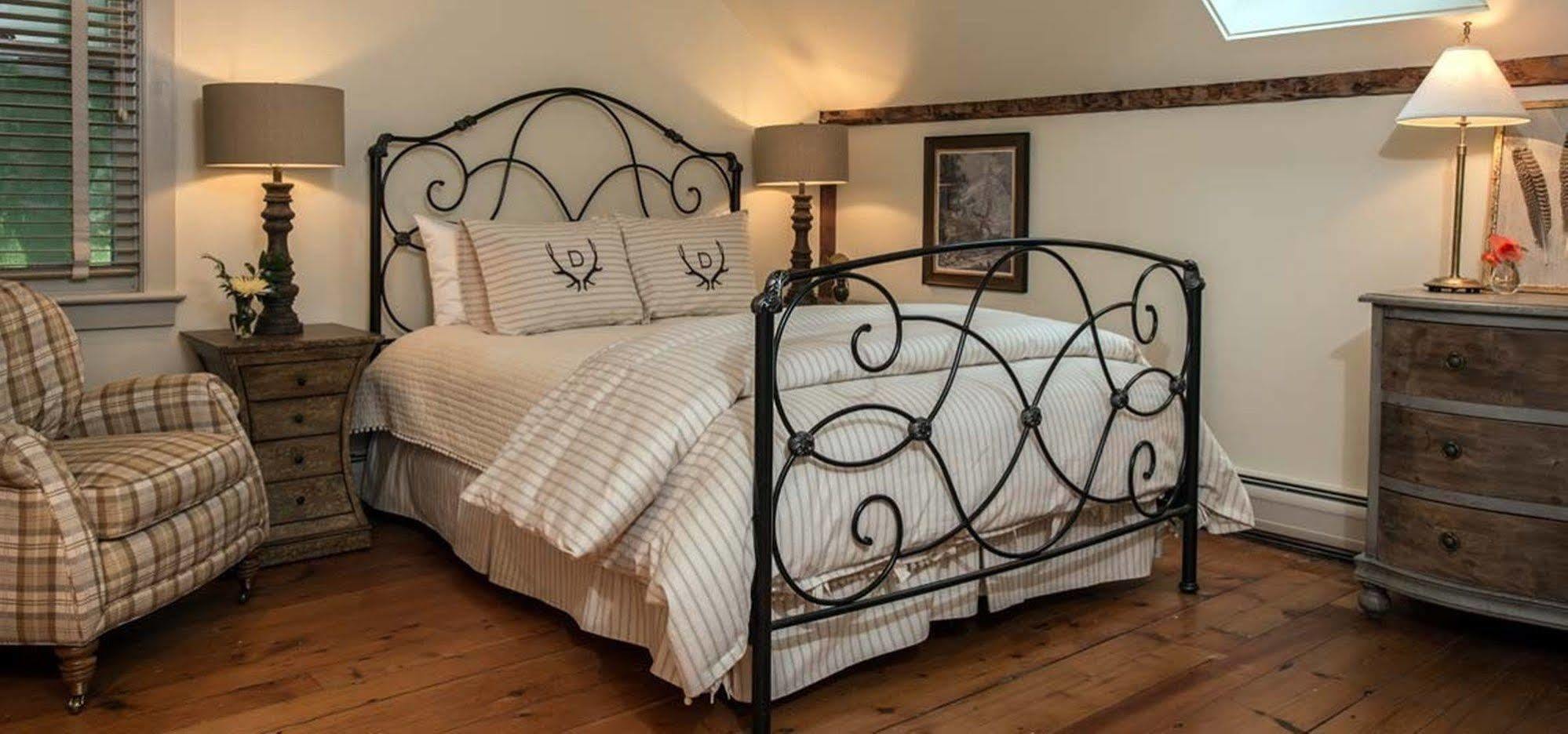 وودستوك Deer Brook Inn المظهر الخارجي الصورة